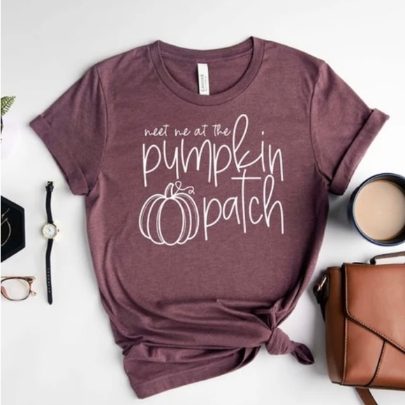 Pumpkin Patch Graphic T-shirt Fall Halloween - Picture 1 of 2